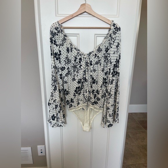 Free People Black & White Floral Boho Bodysuit - Picture 4 of 6